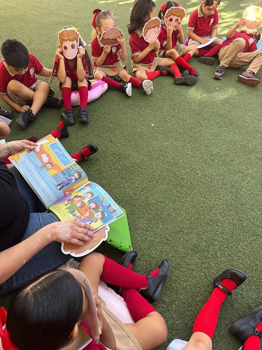 COLEGIO BICULTURAL GÉNESIS SC