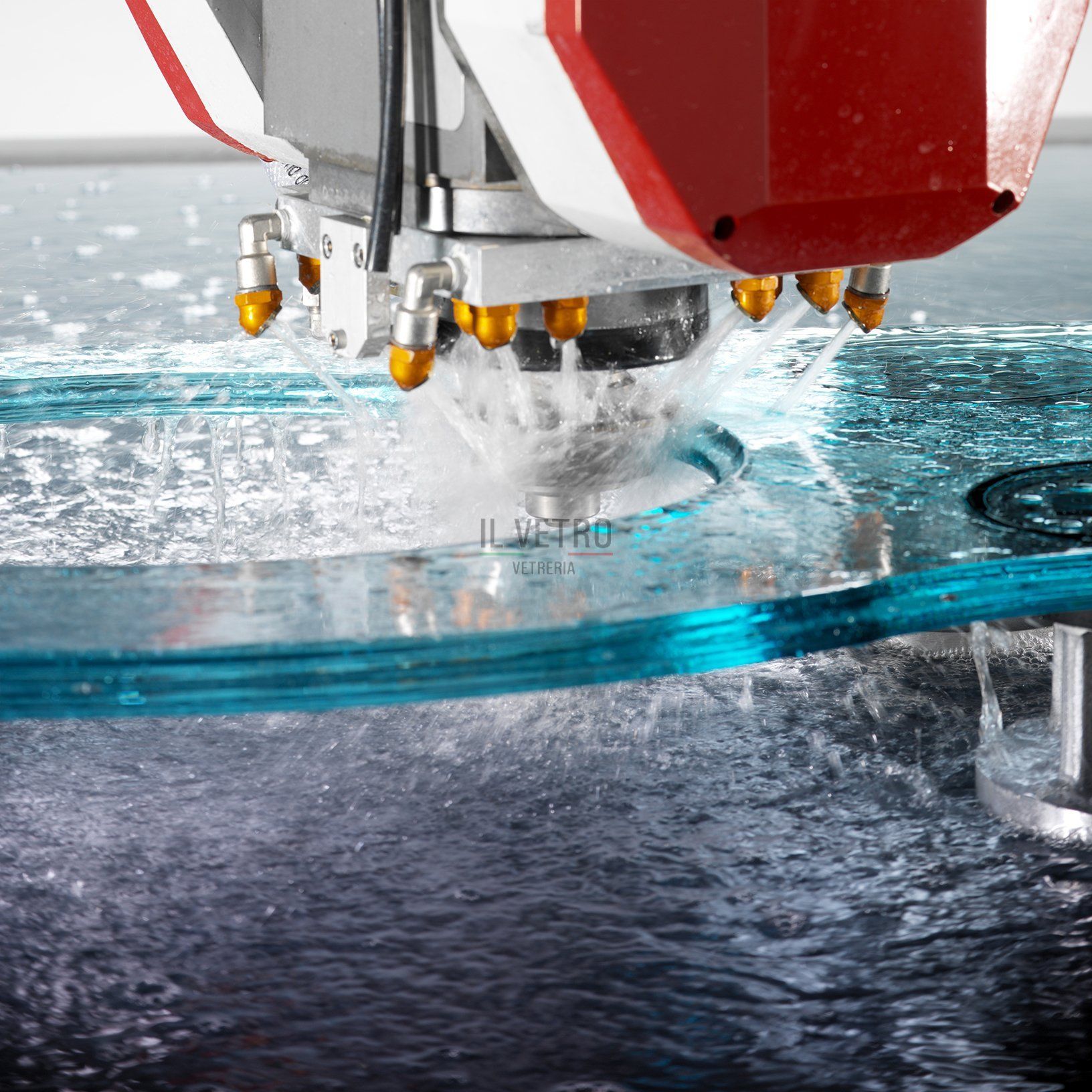 lavorazione lineare di vetro e bordi dello specchio