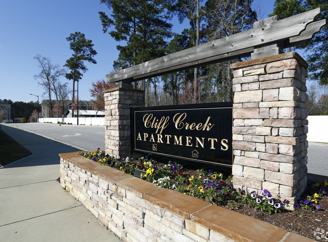 Cliff Creek Apartments