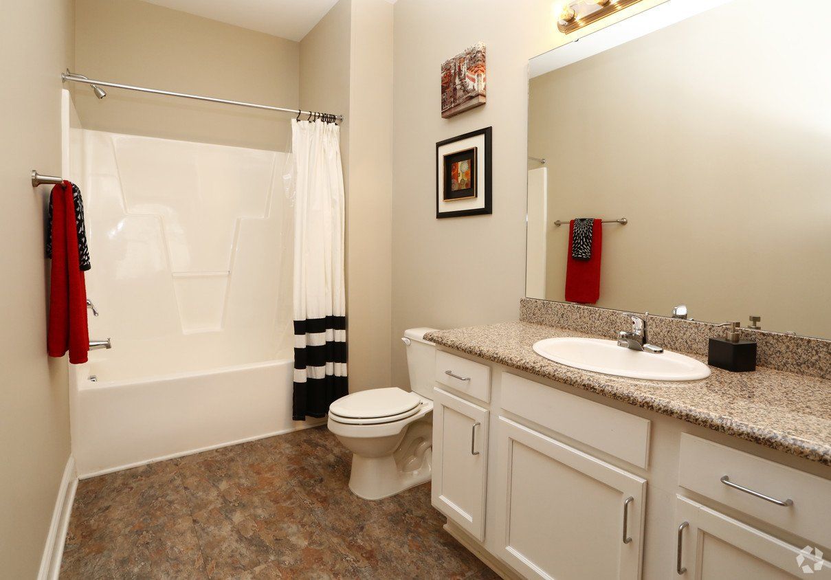 Luxury Apartment Bathroom