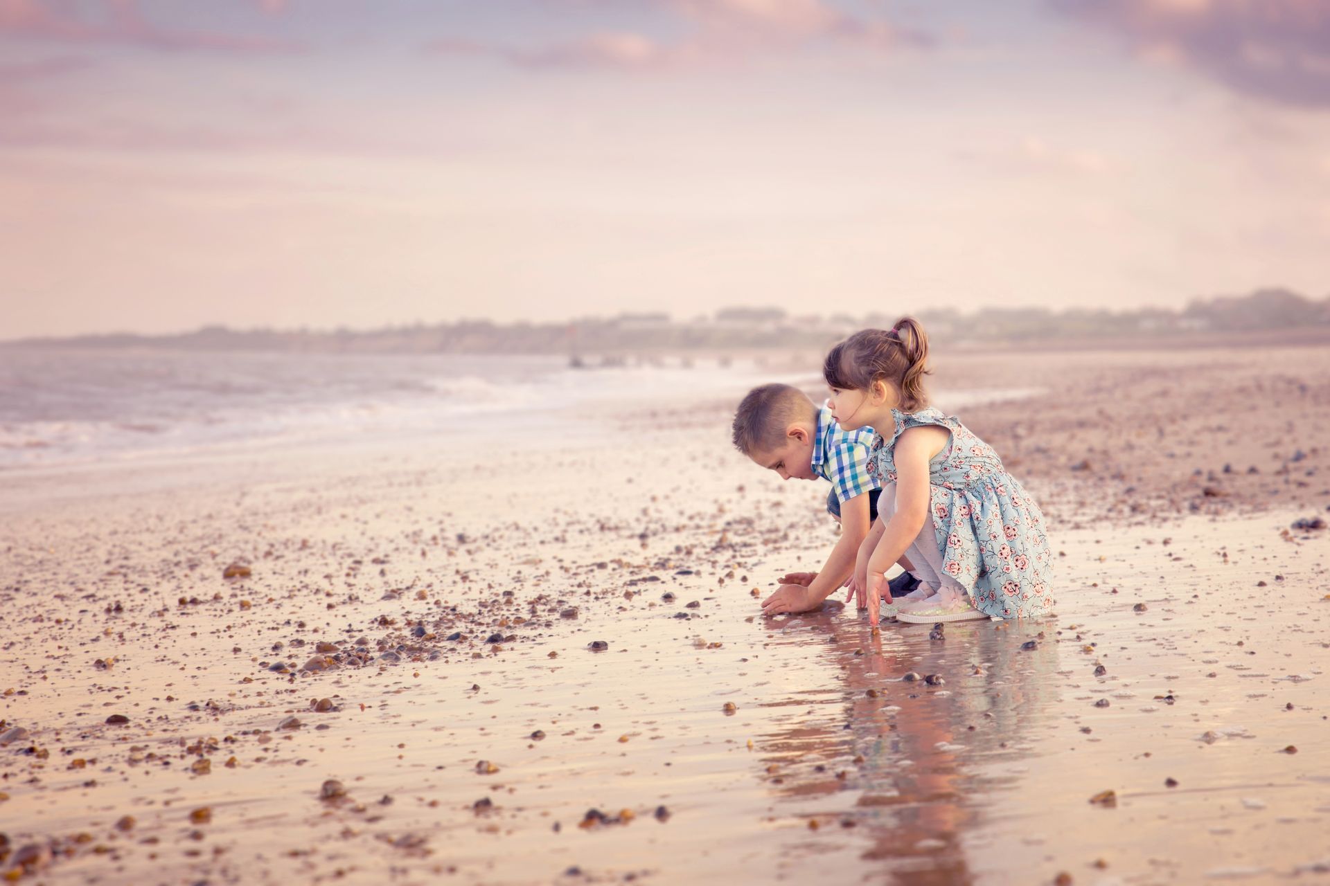 child baby photography  family outdoor lowestoft suffolk oulton broad loddon beccles