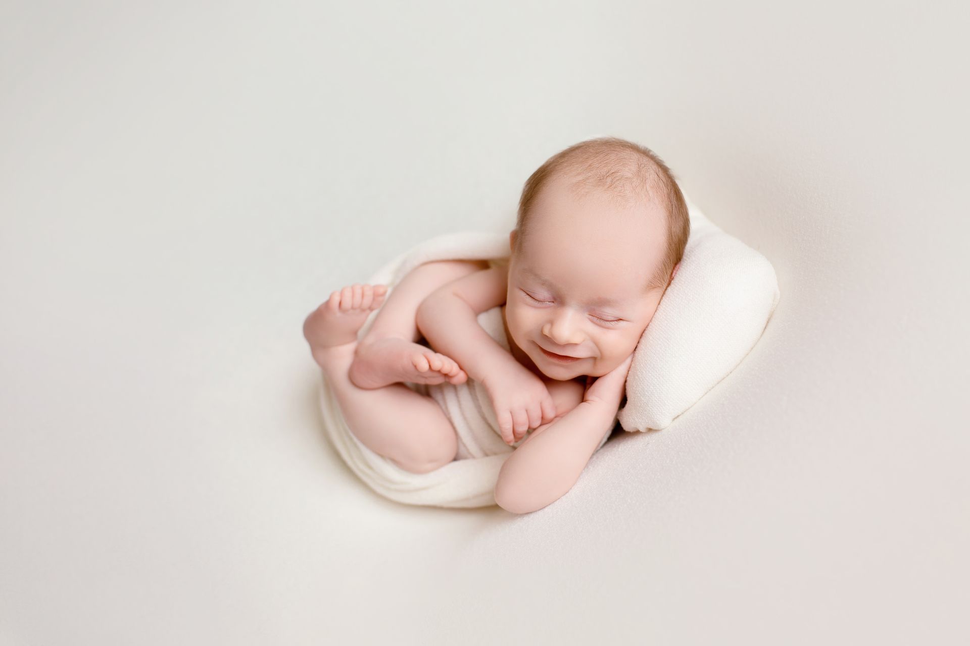 newborn baby photography studio lowestoft suffolk oulton broad norwich loddon beccles