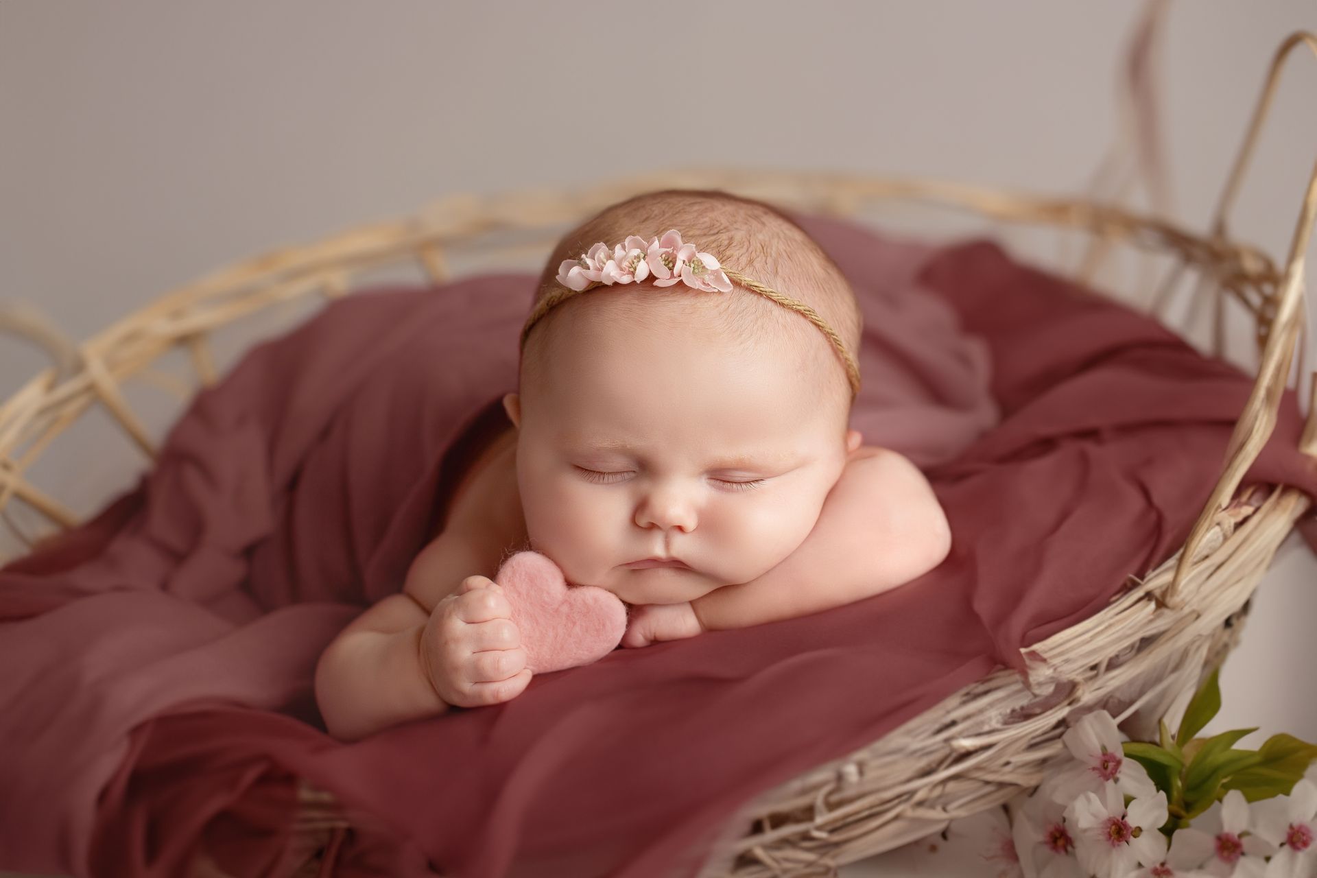 newborn baby photography studio lowestoft suffolk oulton broad norwich loddon beccles