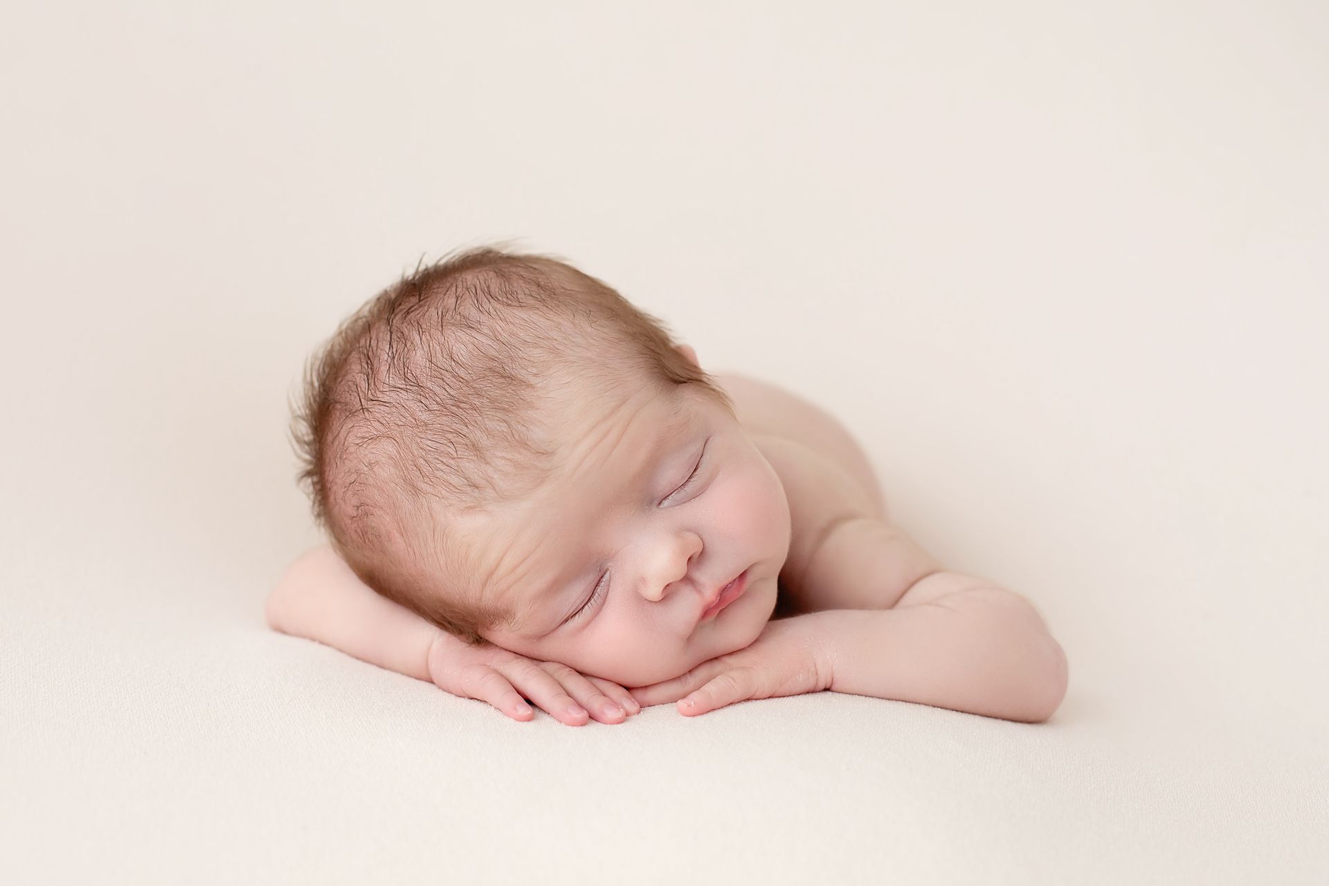 newborn baby photography studio lowestoft suffolk oulton broad norwich loddon beccles