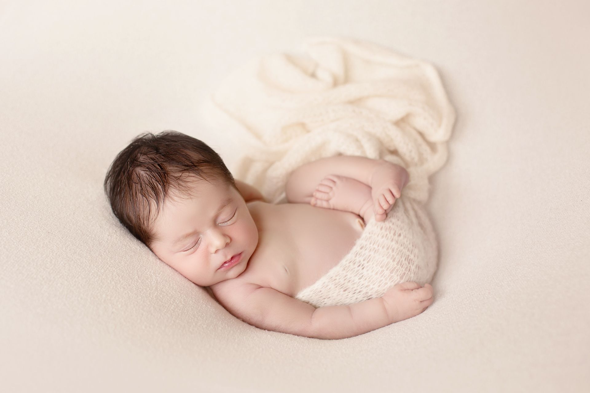 newborn baby photography studio lowestoft suffolk oulton broad norwich loddon beccles