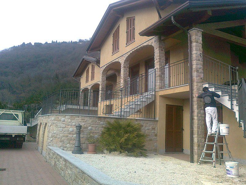 rifacimento facciata di villa