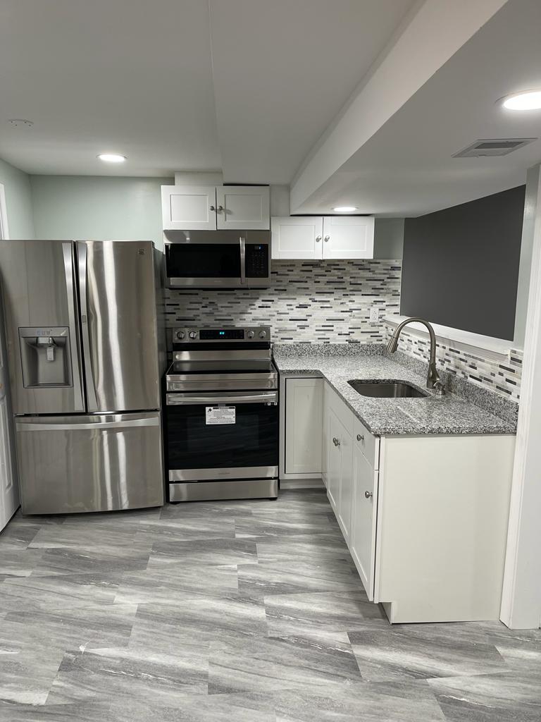 Vinyl floor installation in Maryland, Washington DC and Virginia