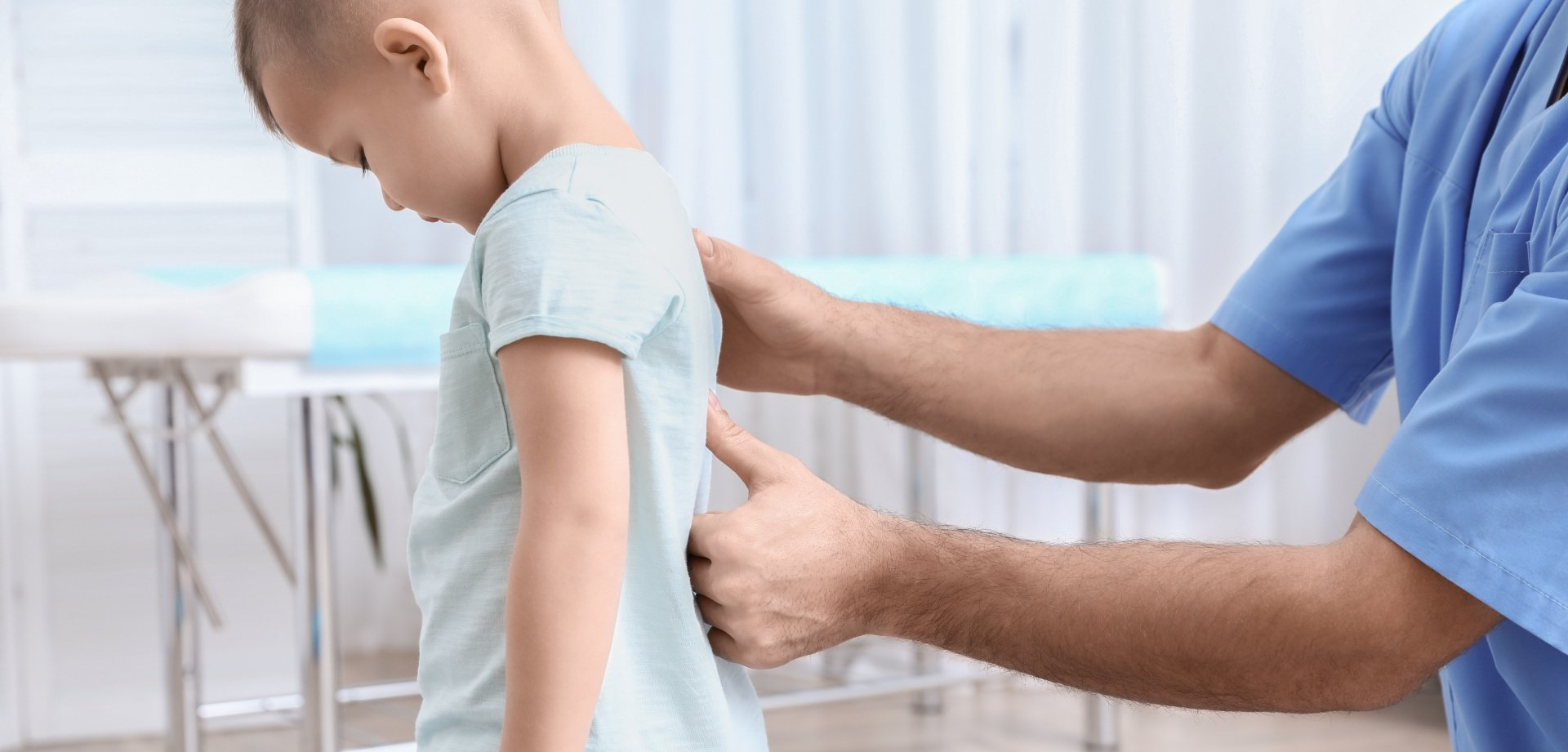 does my child have scoliosis?