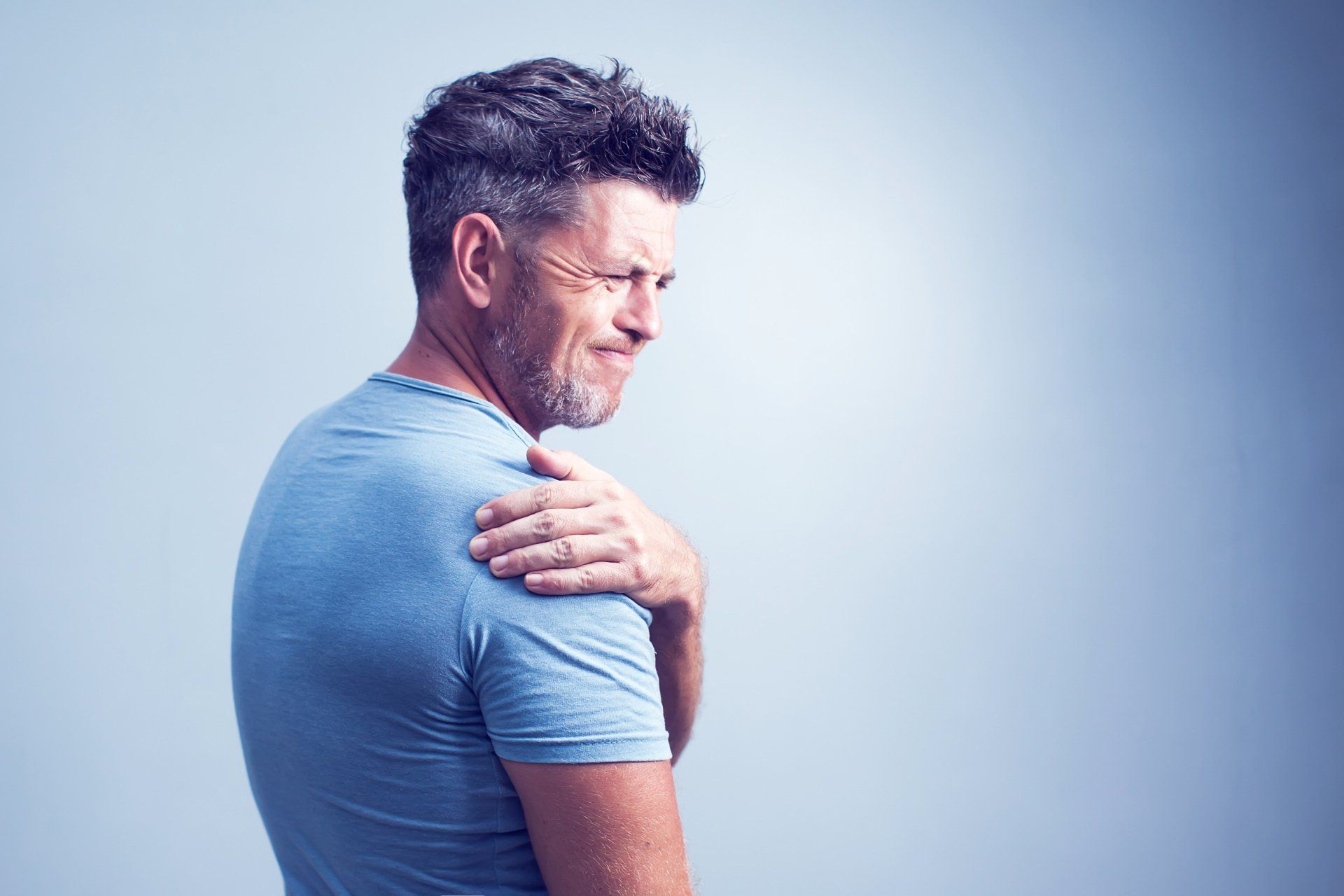 How to Release a Frozen Shoulder