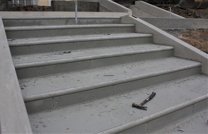 Concrete steps