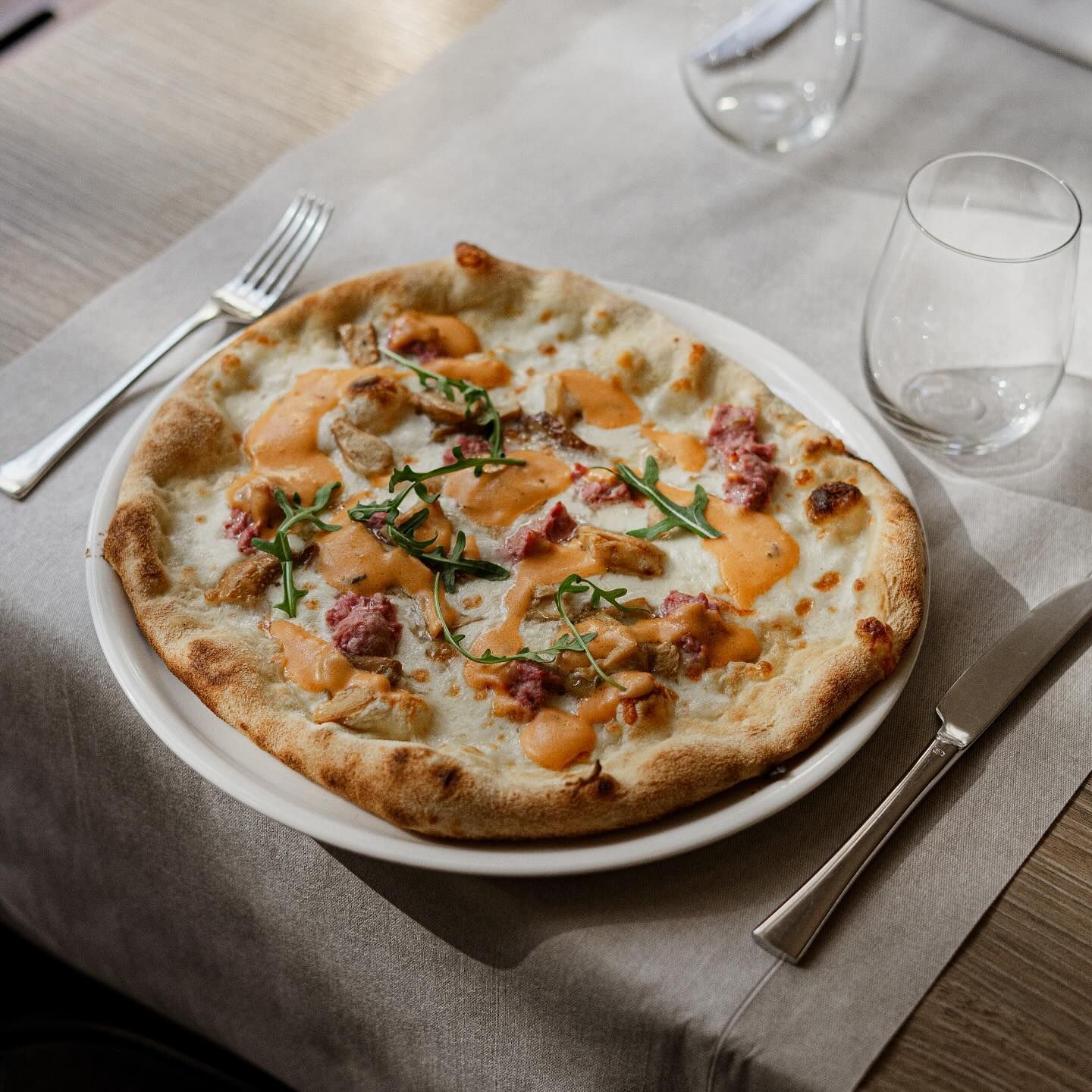 pizza gourmet di Le Grotte di Valganna, pizzeria in provincia di Varese