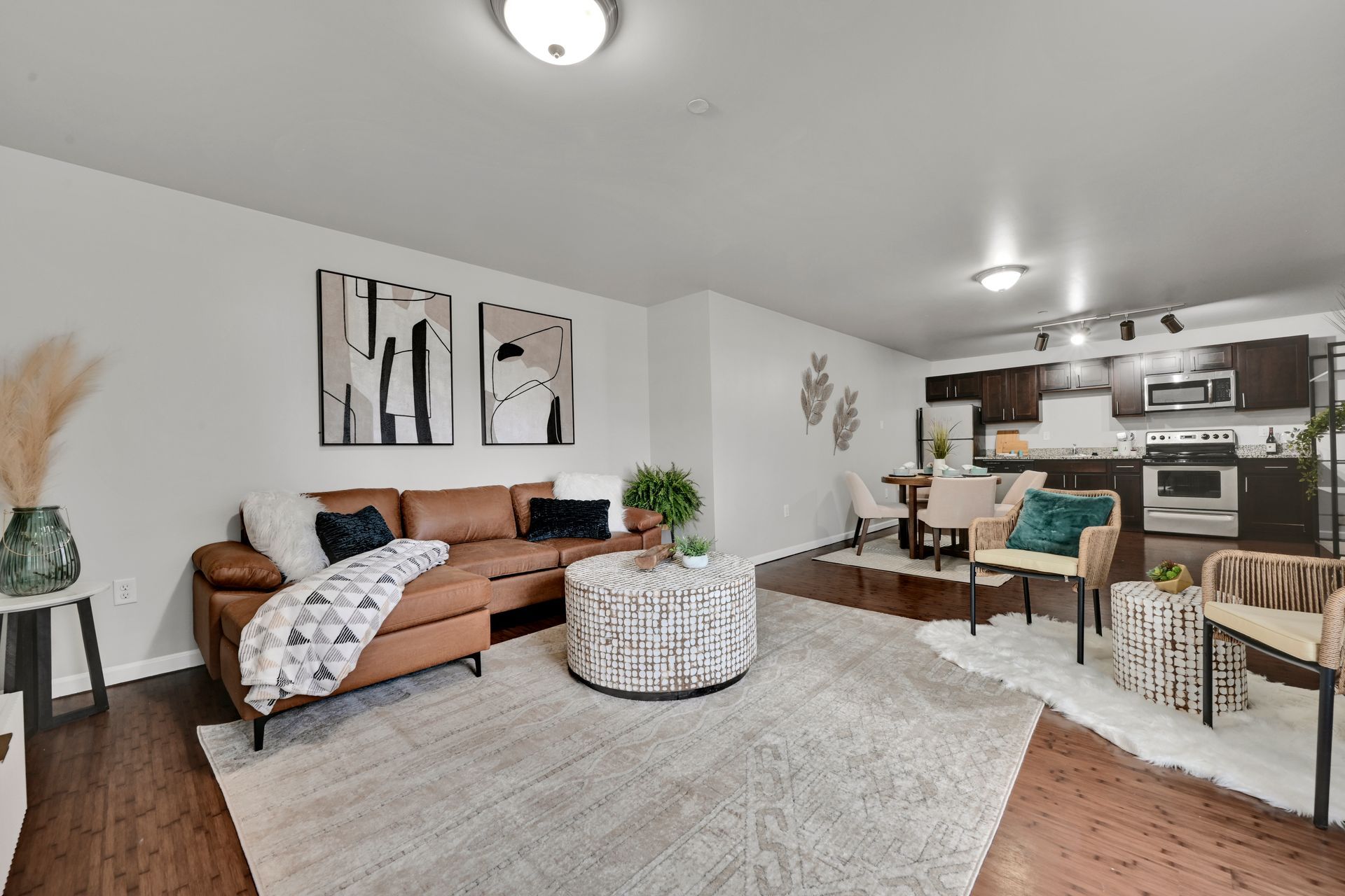 Gallery Apollo Point 44 in Bloomsburg, PA