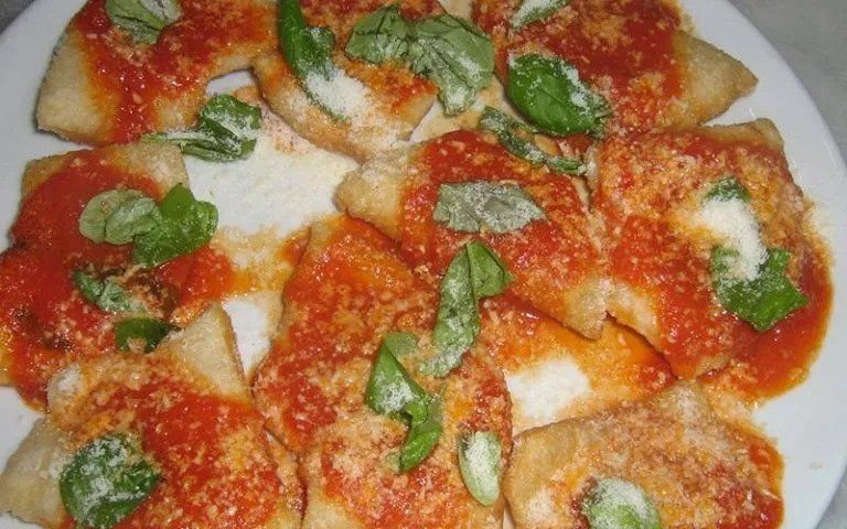 pizzeria con forno a legna