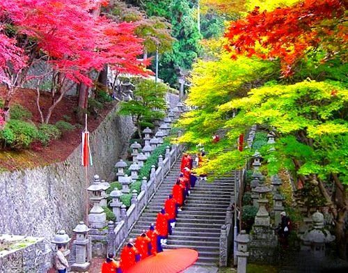 Hashikura Temple procession in Ikeda Town