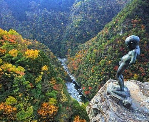 View of Iyakei Gorge from Peeing Boy Statue
