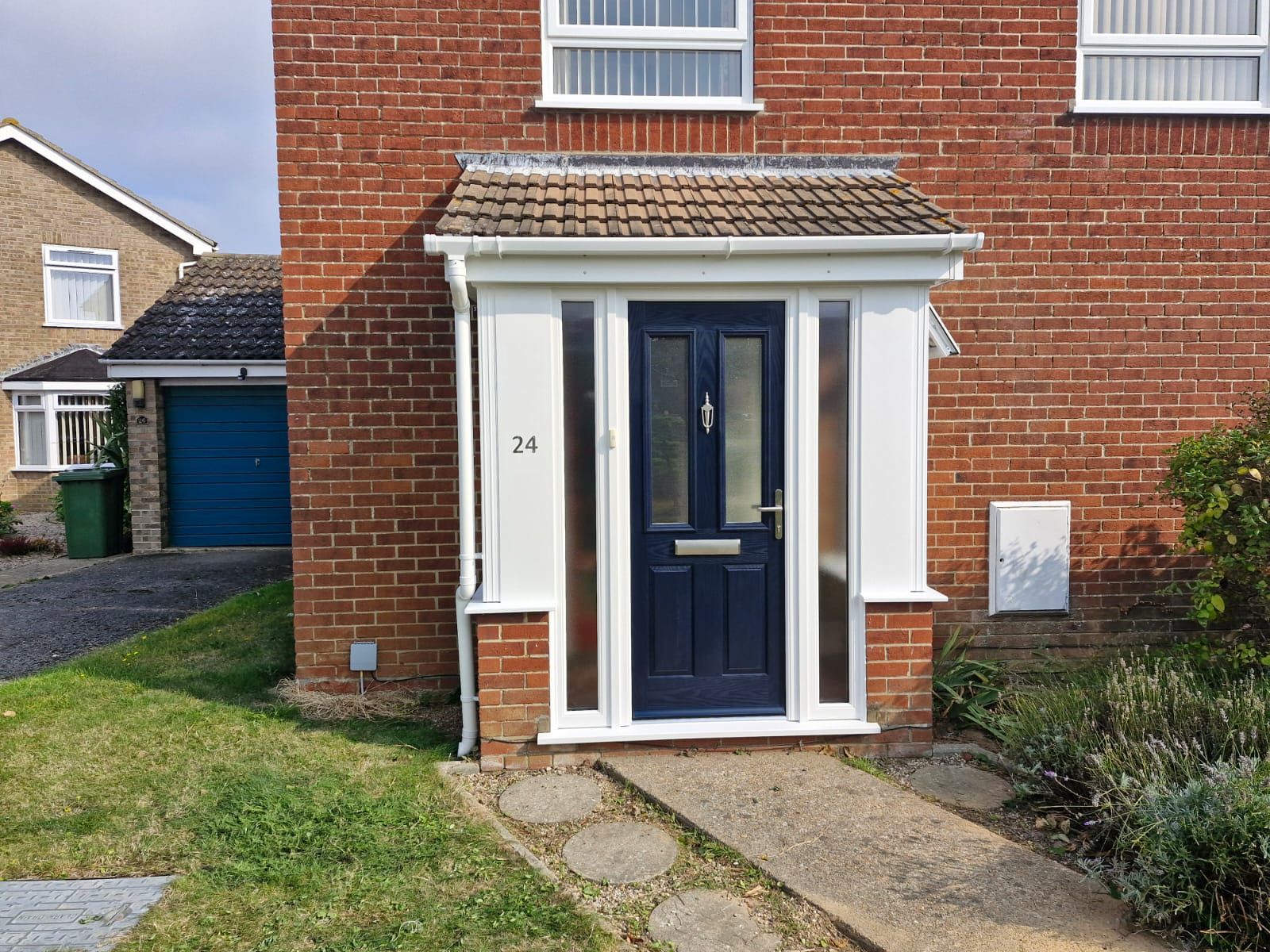 Porch with blue composite door
