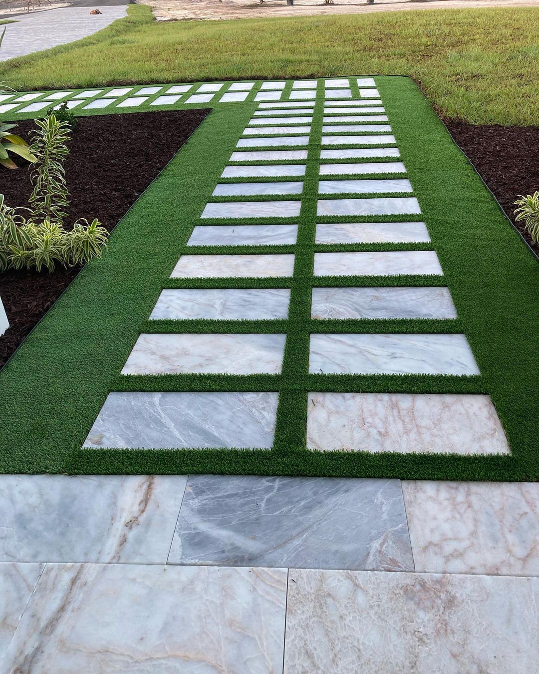 Pathway — Jupiter, FL — Pura Vida Landscape