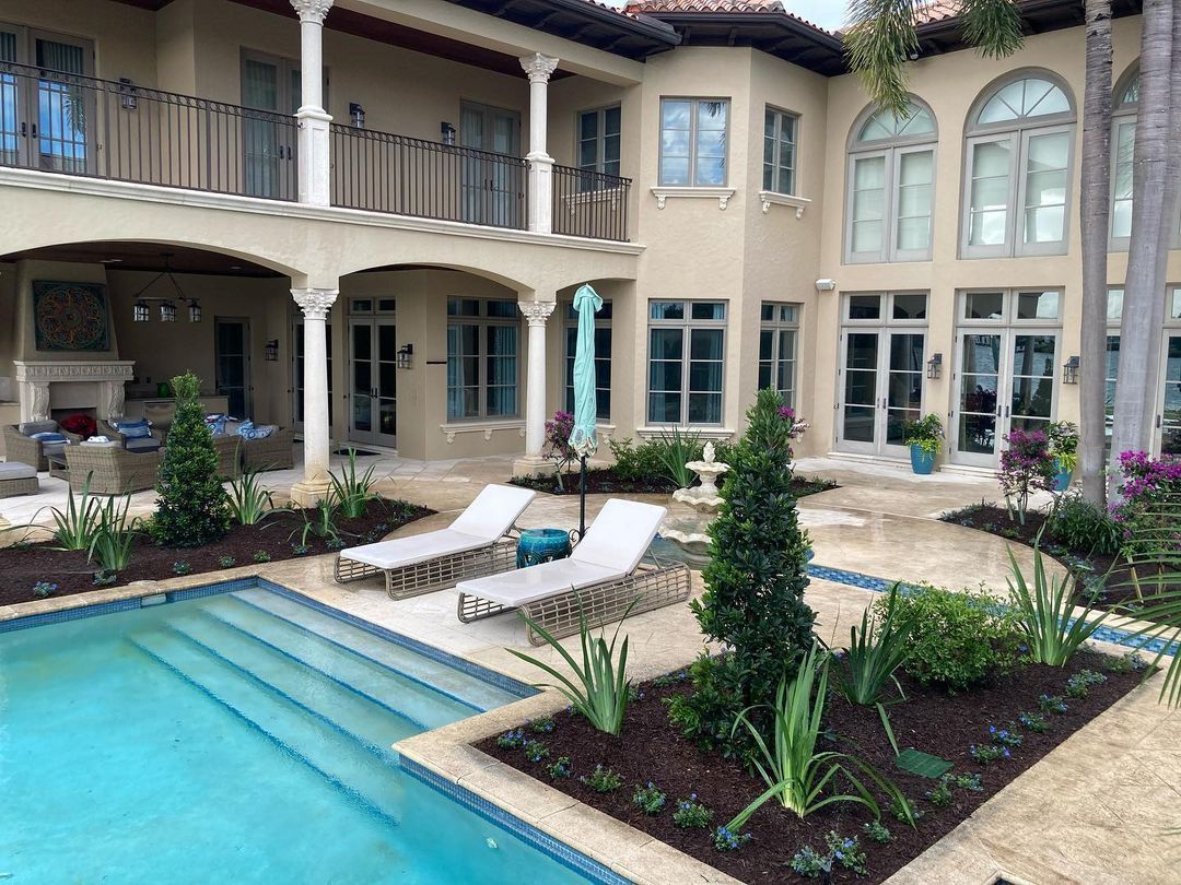 House With Swimming Pool — Jupiter, FL — Pura Vida Landscape