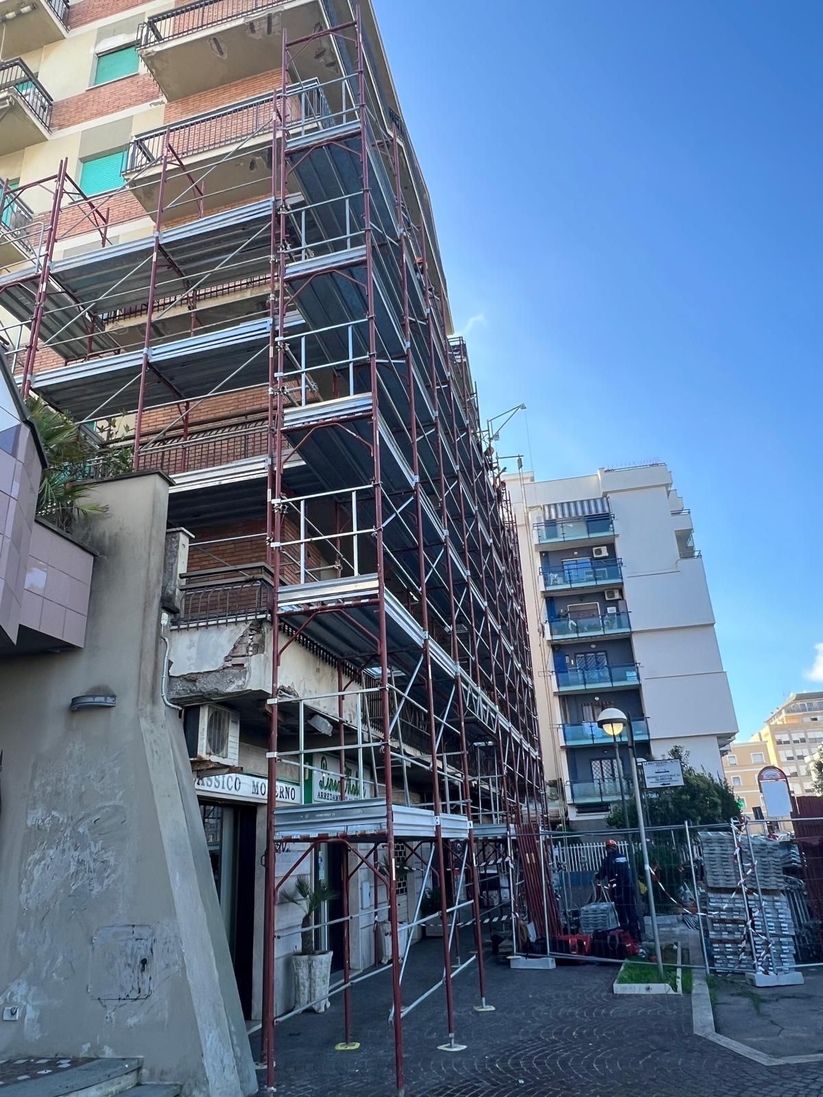 allestimento impalcature edili