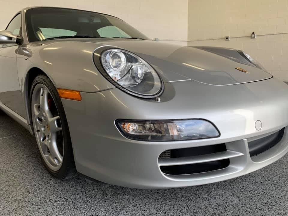 Ceramic coating gray car