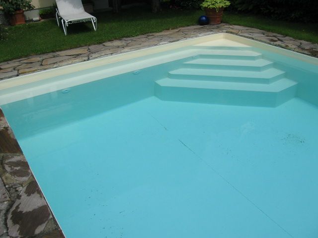 fertige Sanierung eines Pools