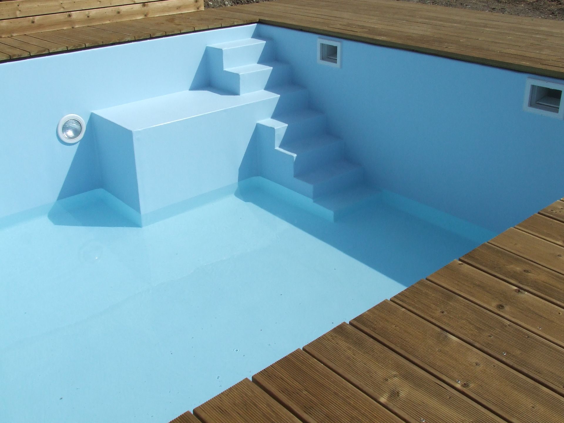 Pool Neubau mit Treppen