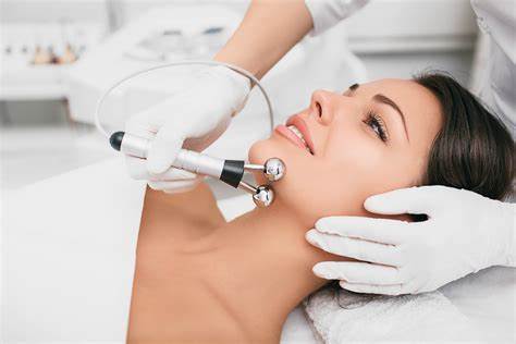 Microcurrent facial in Chagrin Falls, Ohio