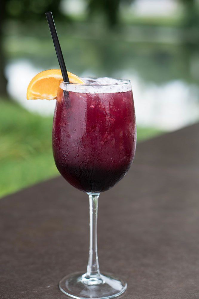 alcoholic beverages at Antler's 4