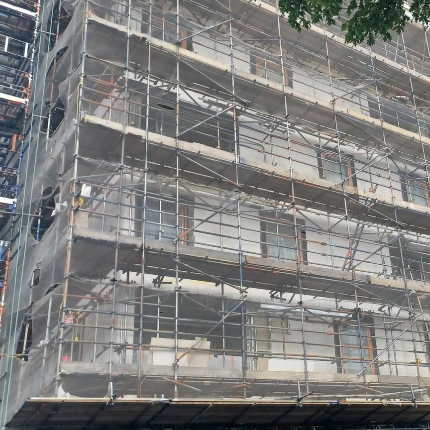 Leasehold buildings being refitted leasehold documentary Barry Gardiner 