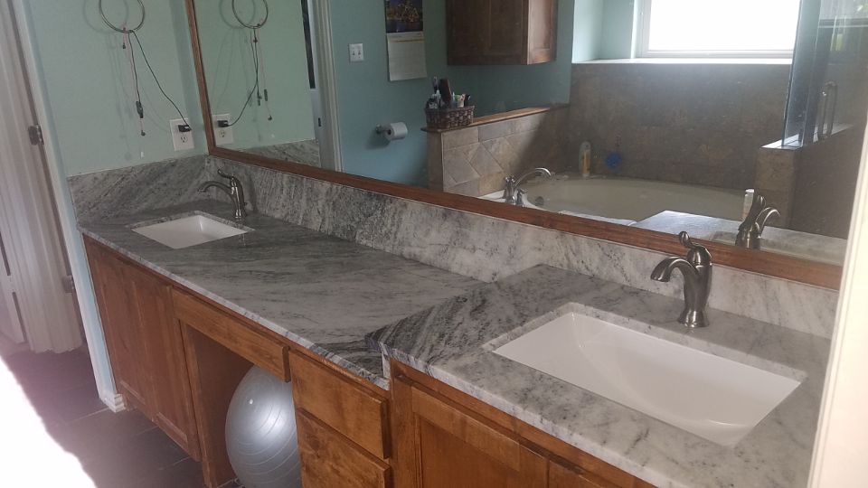Granite bathroom countertops