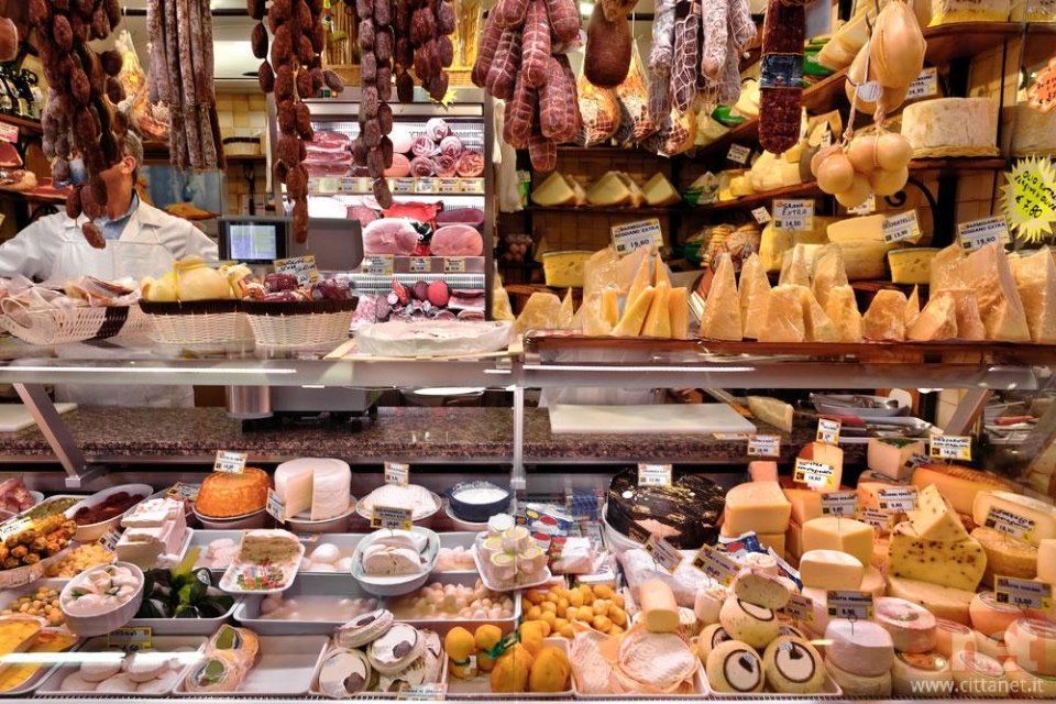 NEGOZIO DI ALIMENTARI