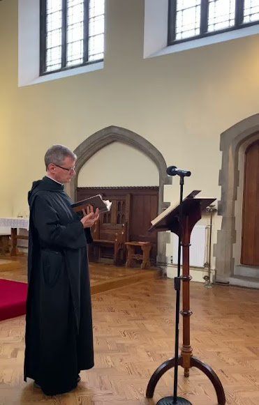 LISTEN to Chilworth's Benedictine monks sing GREGORIAN CHANT