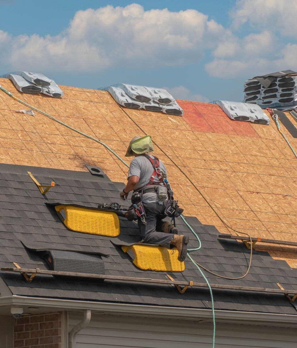 Roofing contractor in Williamsburg and Newport News, VA. Call R.A. Woodall Roofing today. Top roofing contractor in Williamsburg and Newport News, VA.