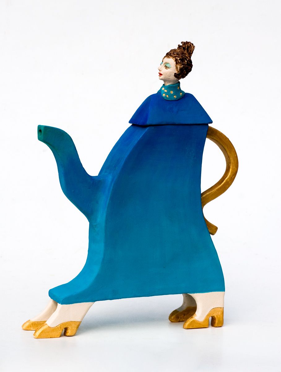 Blauwe theepot, keramiek van Joke Roberti