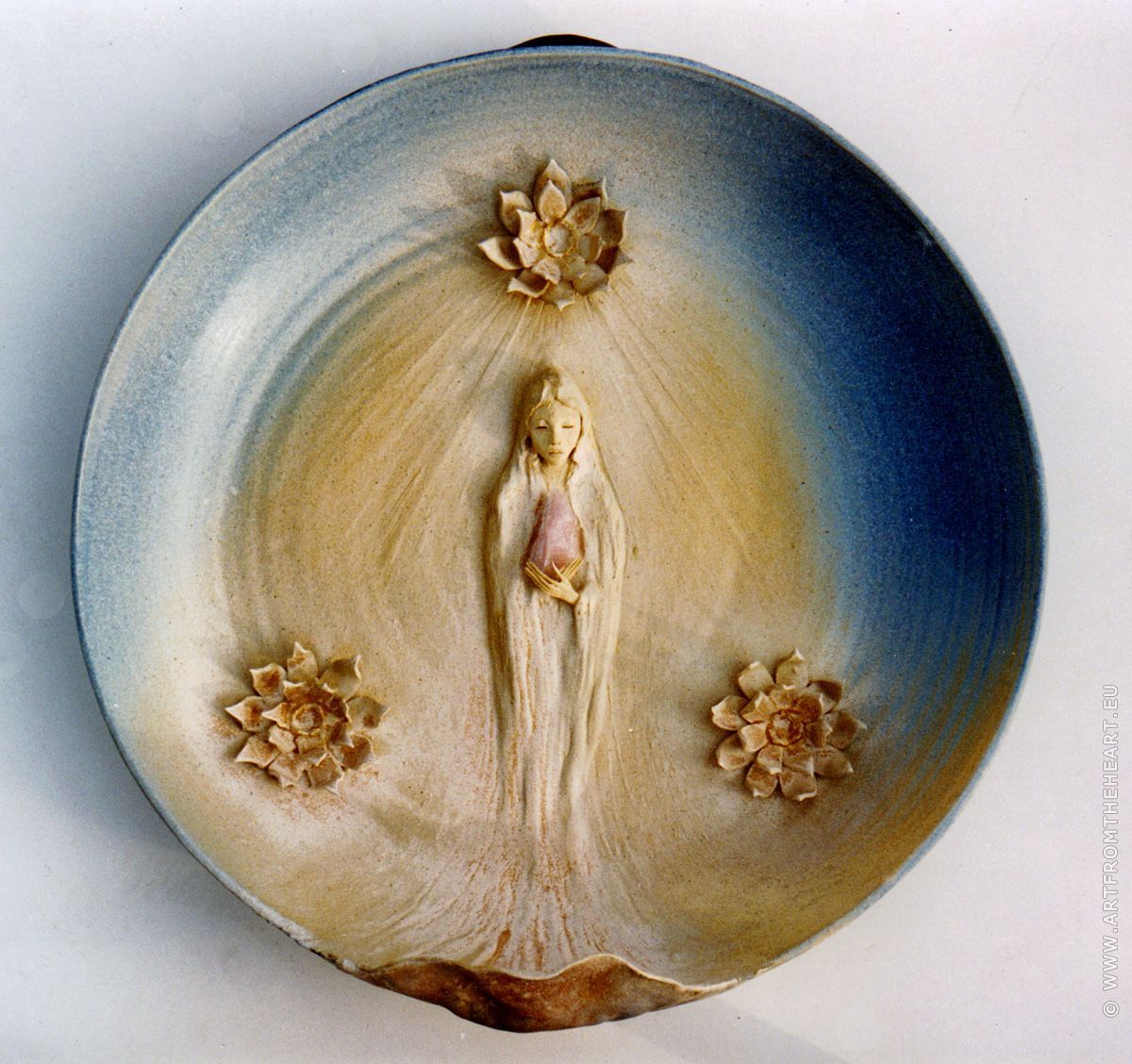 Mantel der Liefde, keramiek wandbord