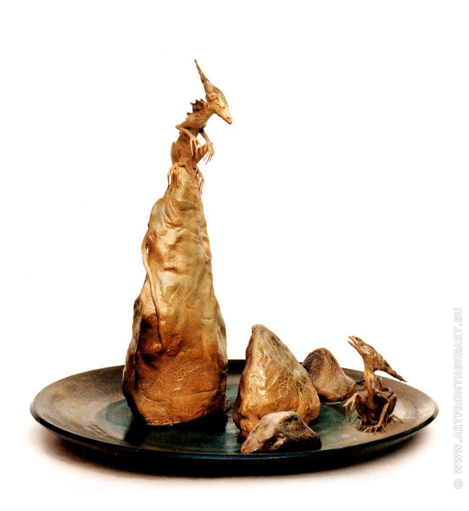 Waterdragedissen, keramiek