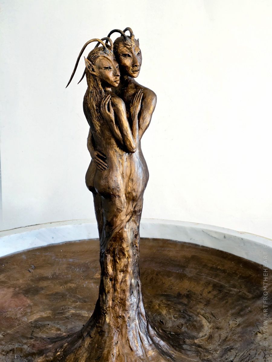 Bronsontwerp 'Geliefden', achter-aanzicht