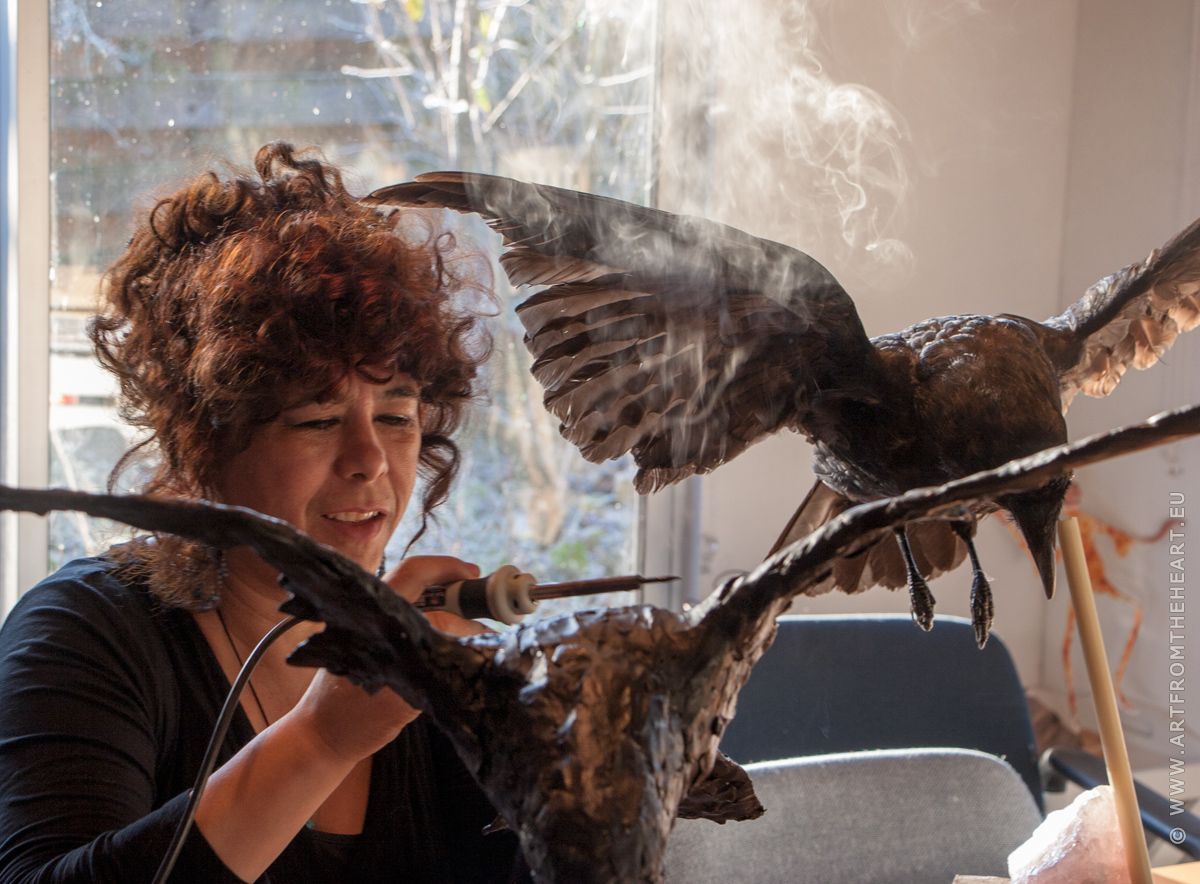 Rosita werkt aan de Noorse raven in was, foto 4