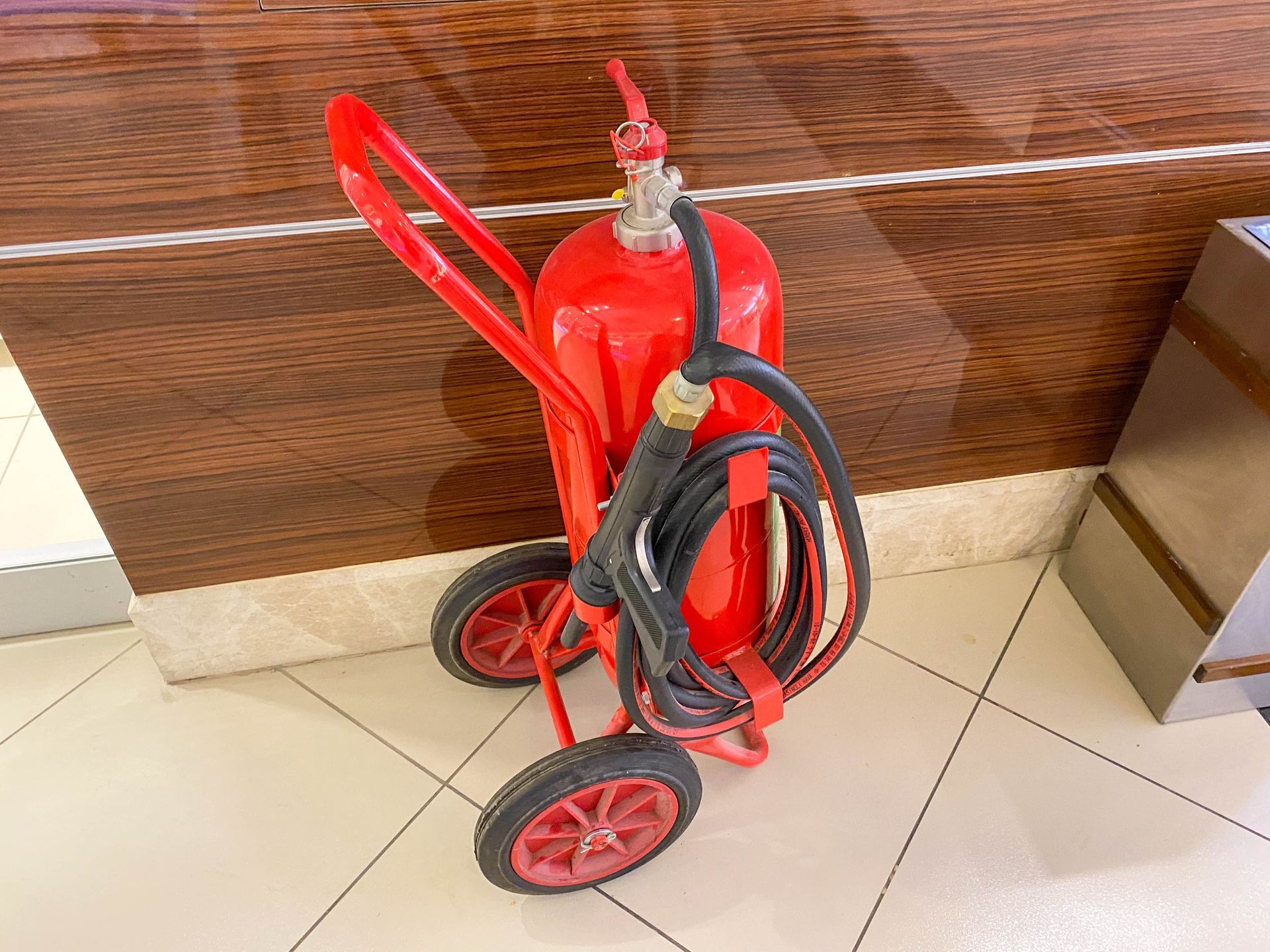 estintore carrellato