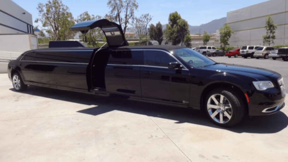 chrysler 300 limo chula vista