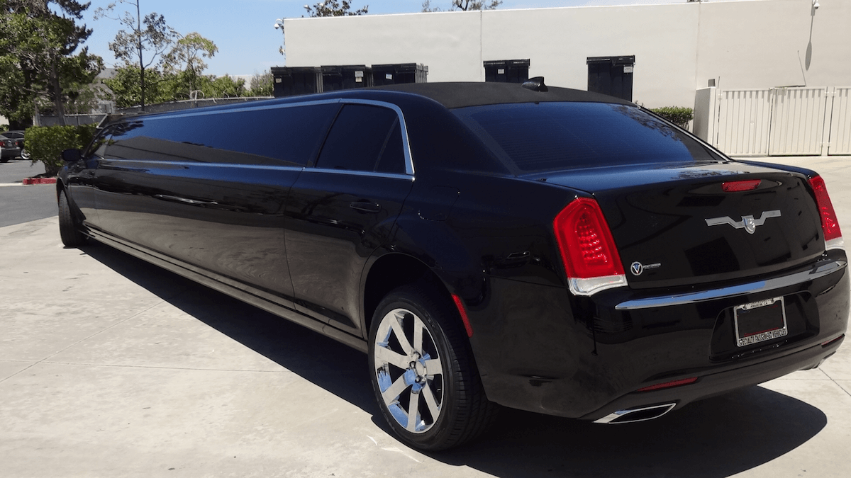 chrysler 300 limo rental service chula vista