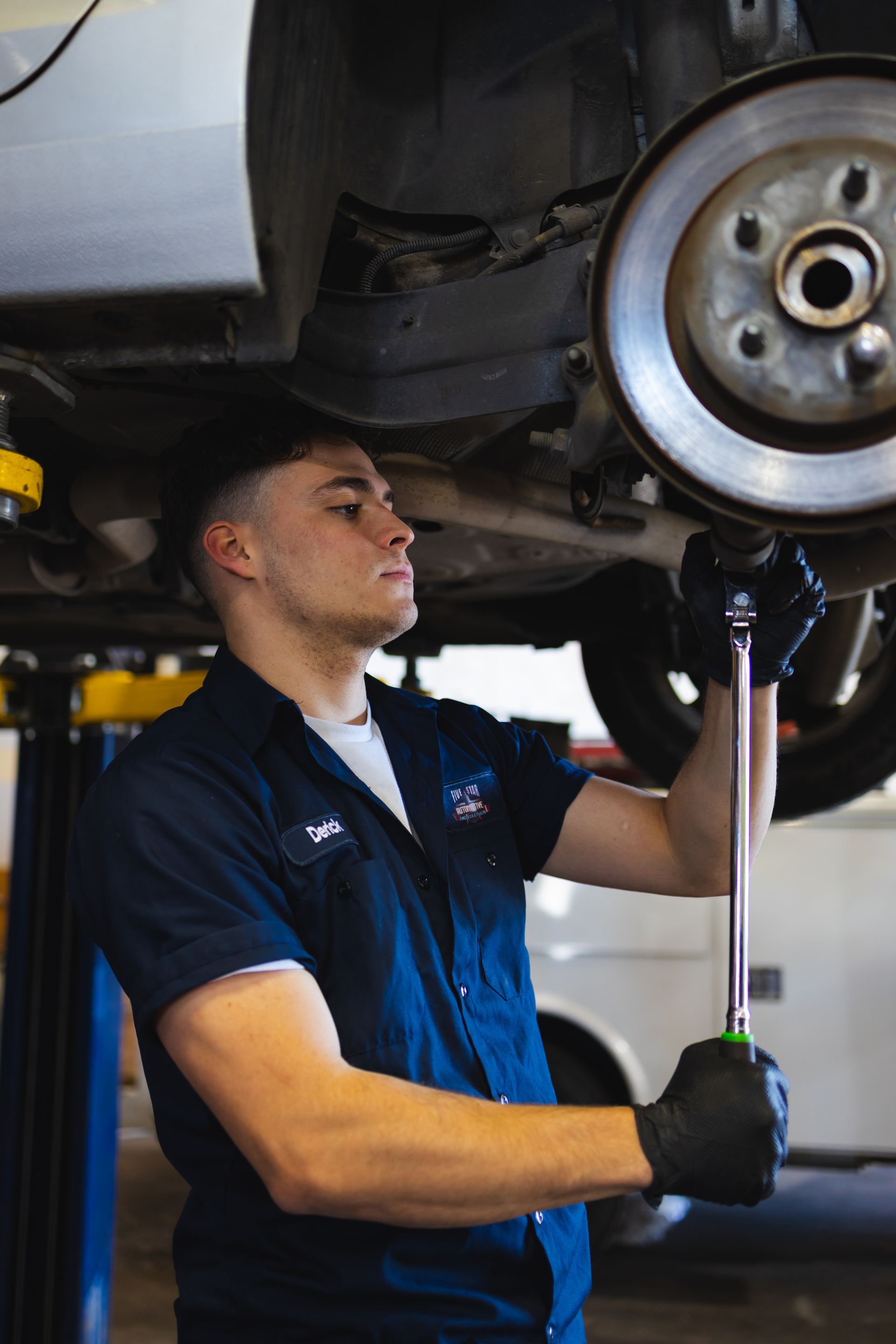 Oil Filter Removal | Five Star Automotive and Collision