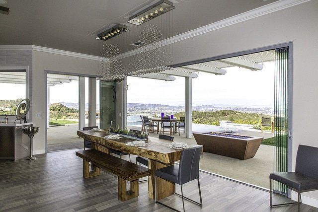 Folding Glass Wall Riverside