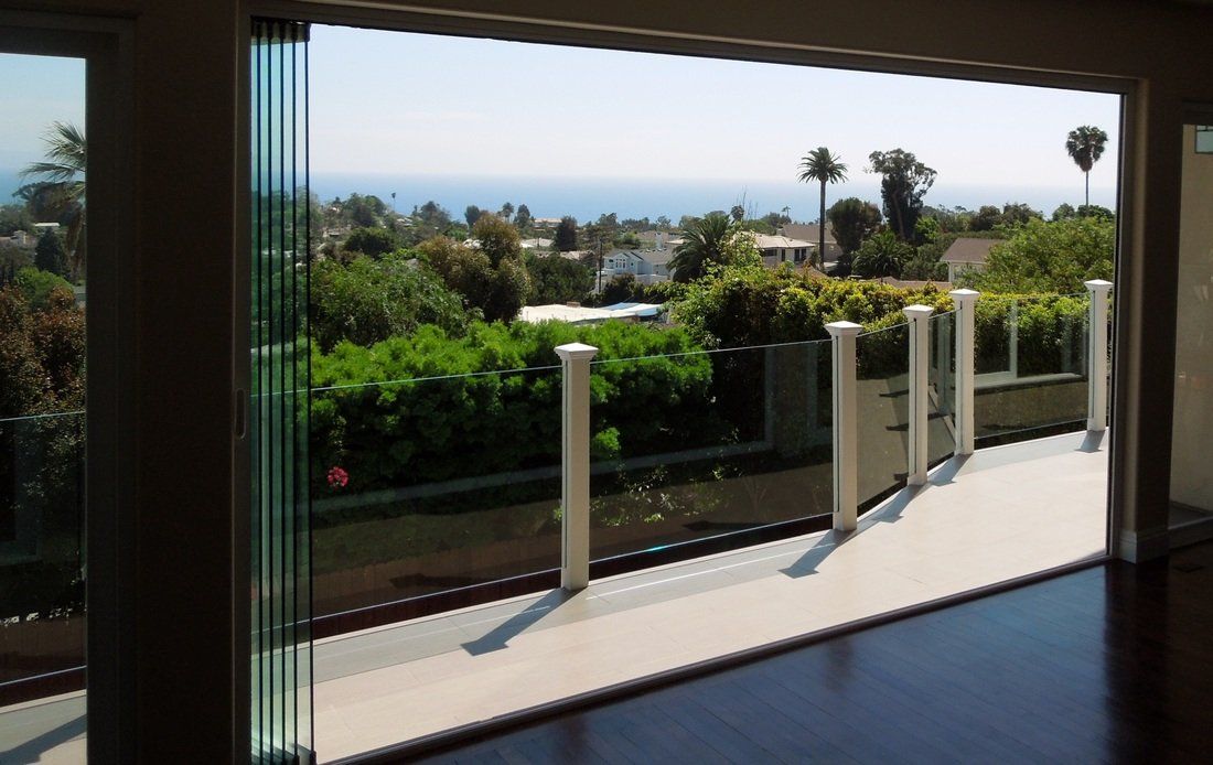Bi-Folding Patio Doors Pacific Palisade Los Angeles