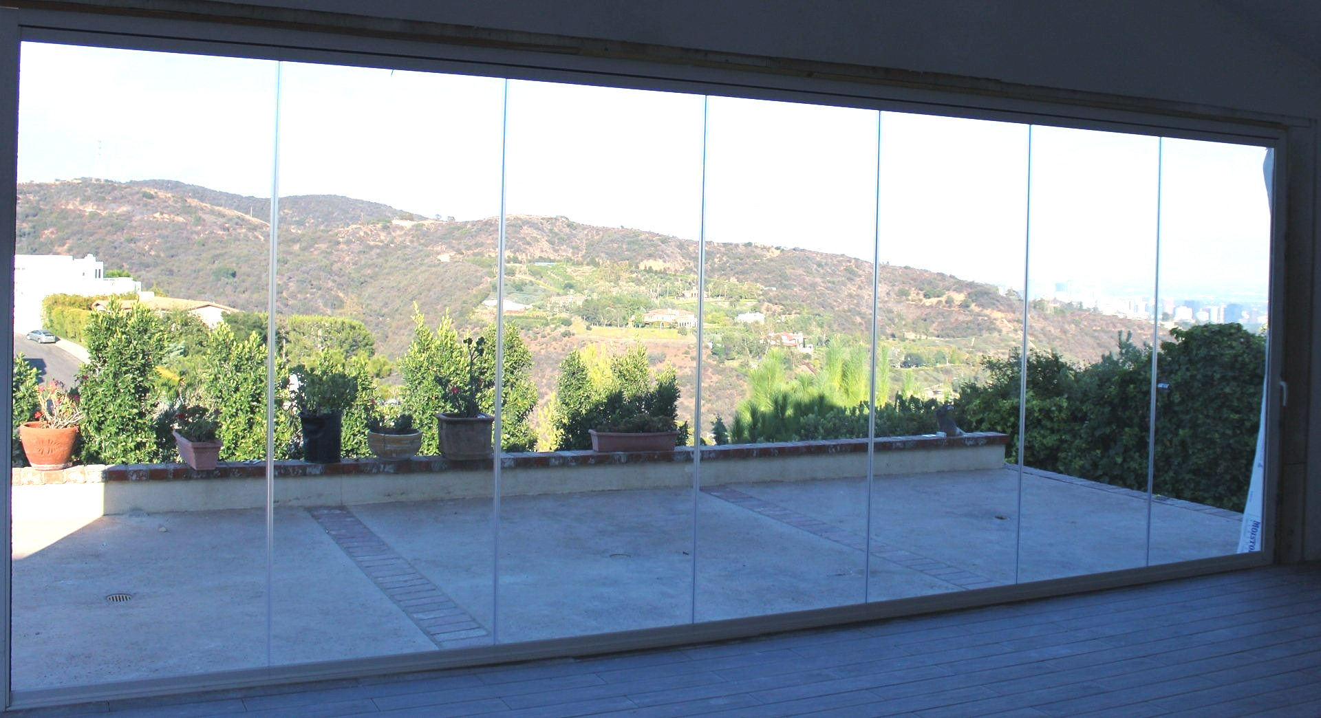 Frameless Folding Doors Brentwood 