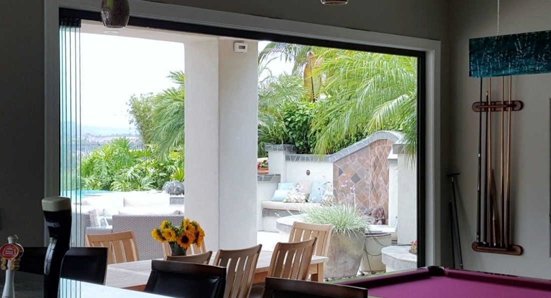 Frameless Exterior Doors 