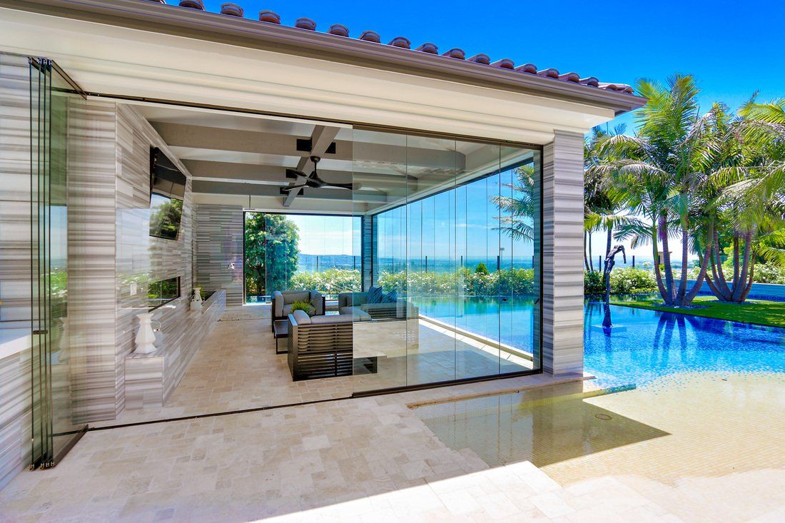Folding Doors San Diego |Folding Patio Doors San Diego |Premier Folding  Doors, image size:1100x733