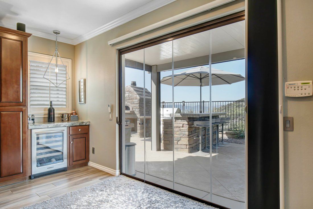 Frameless Glass Wall Murrieta Riverside County