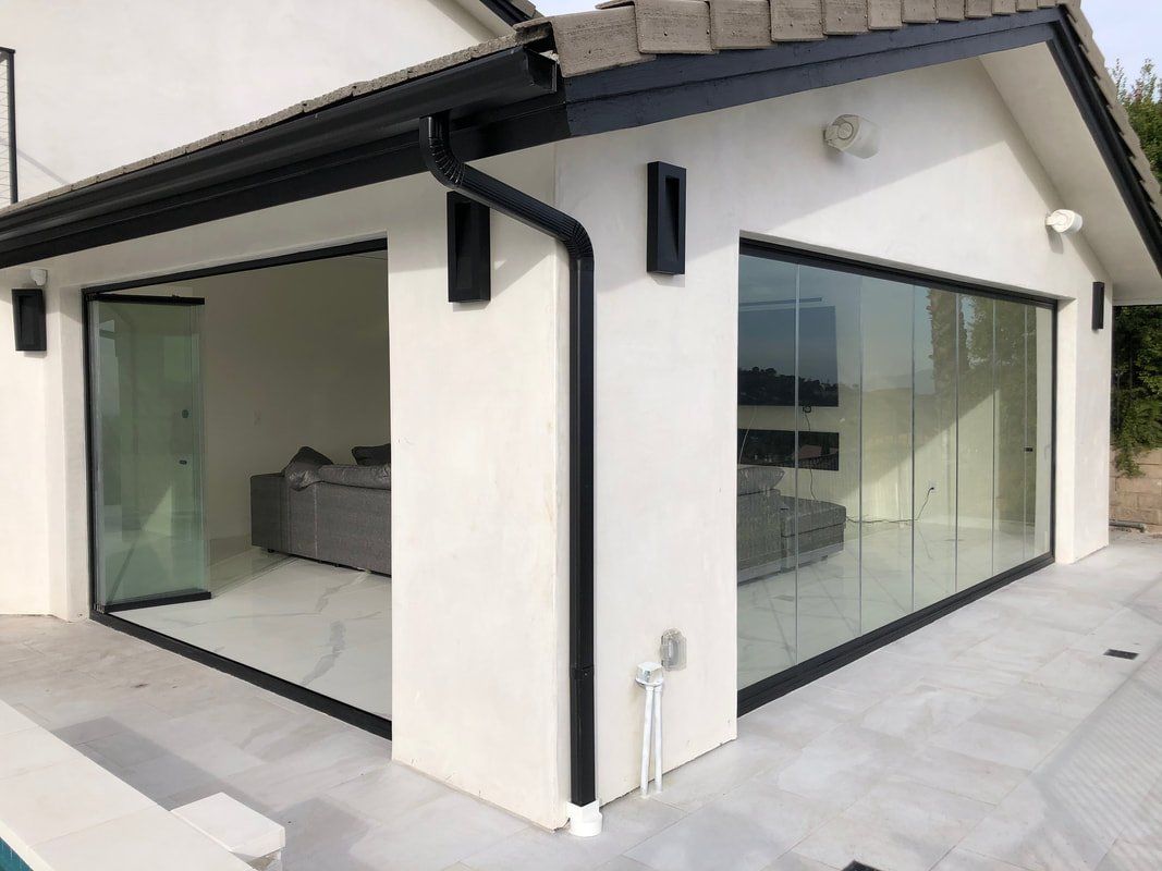 Folding Doors Los Angeles 