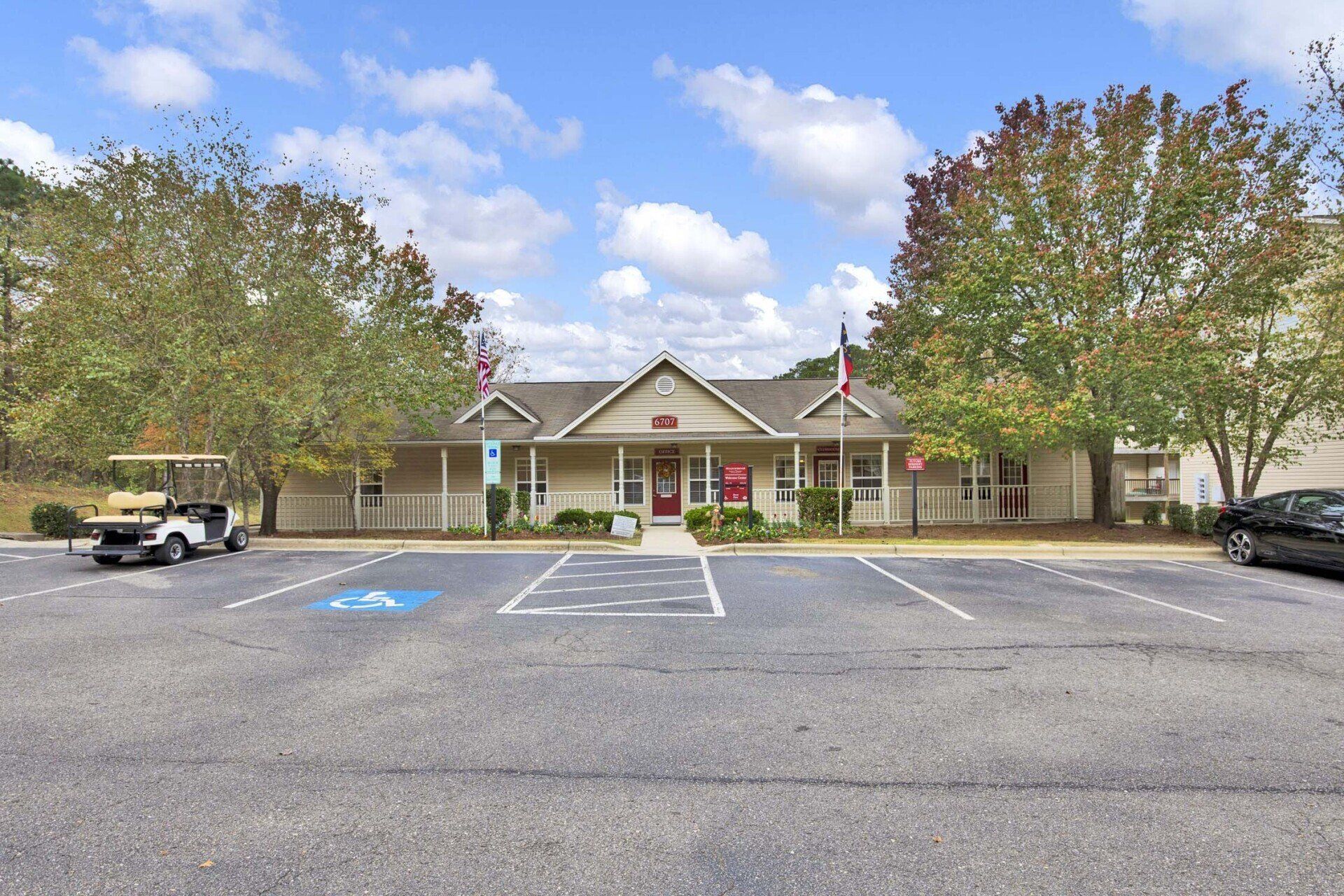 Home Meadowbrook Apartments Fayetteville, NC